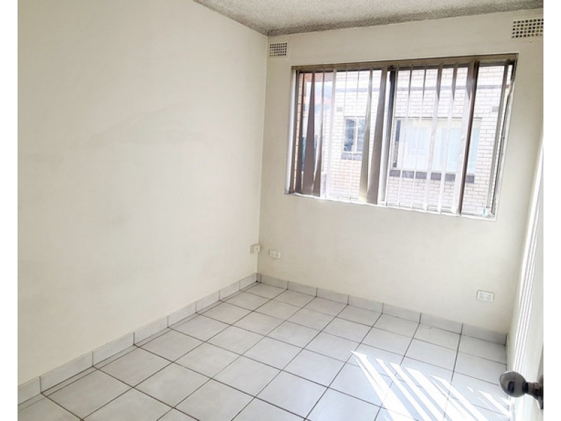 4/87 SMART STREET, Fairfield NSW 2165