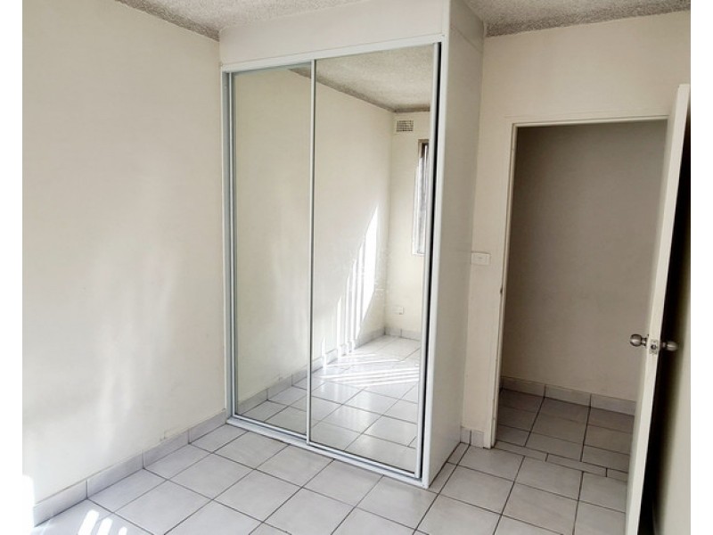 4/87 SMART STREET, Fairfield NSW 2165