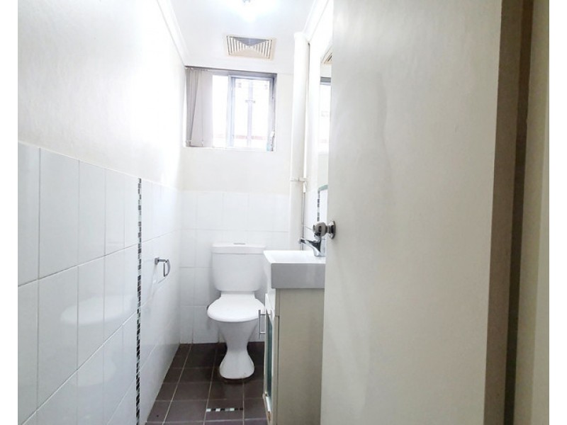 4/87 SMART STREET, Fairfield NSW 2165