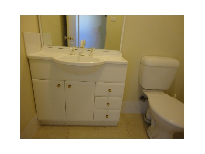 Fairfield East NSW 2165