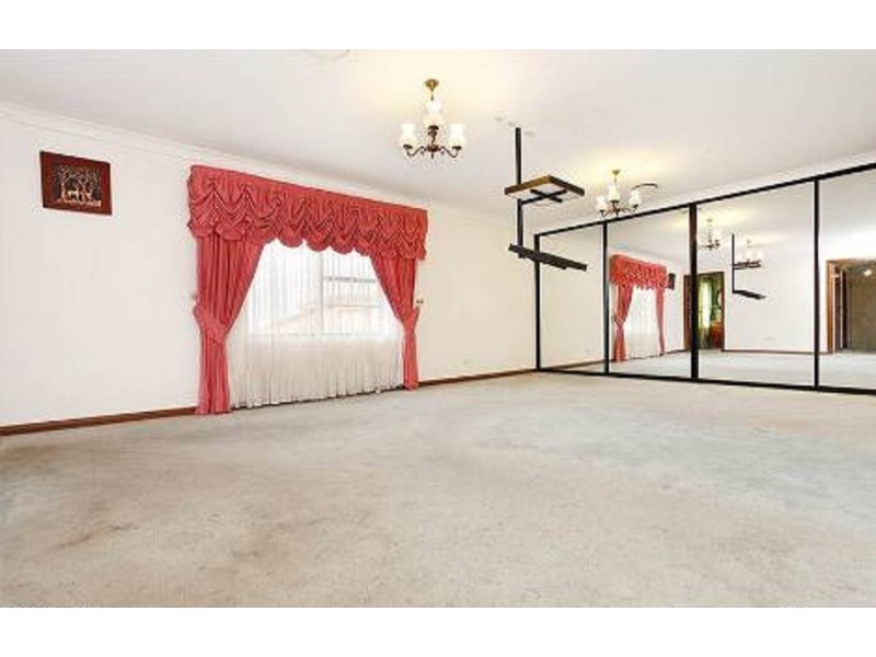 Bossley Park NSW 2176