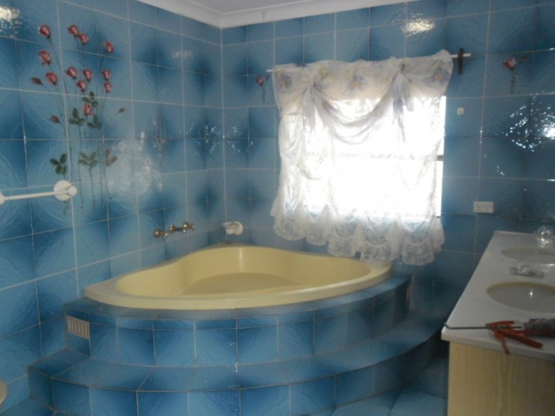 Bossley Park NSW 2176