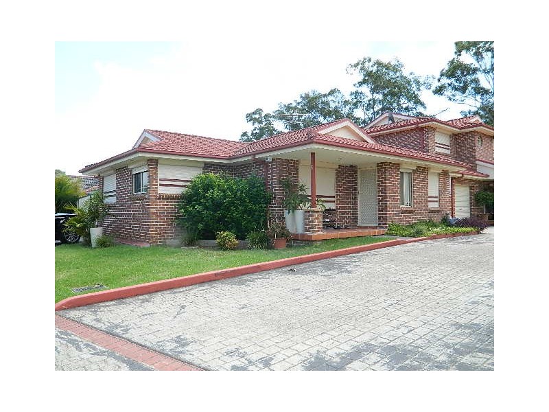 6/21-25 MALLACOOTA ST, Wakeley NSW 2176