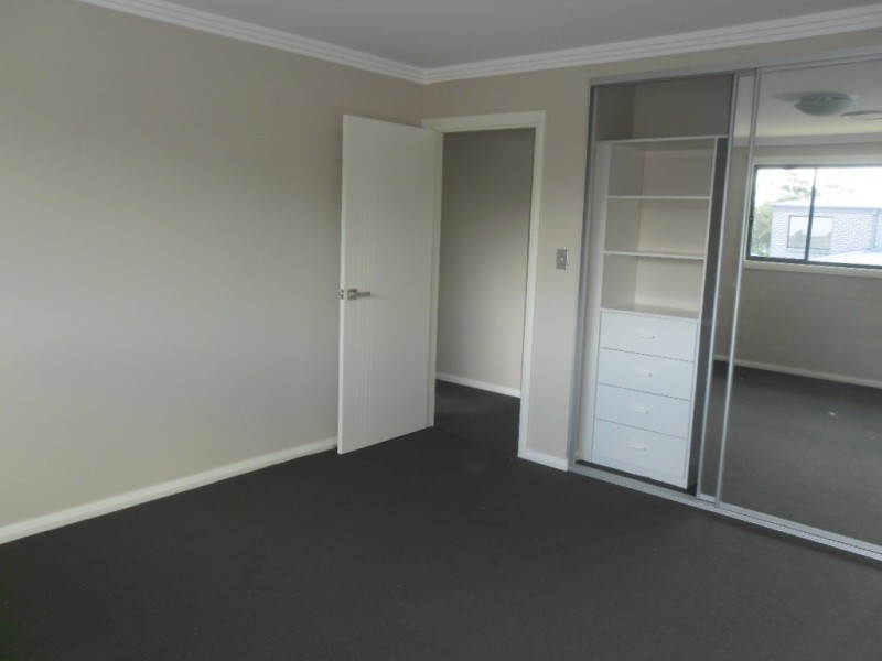 Middleton Grange NSW 2171