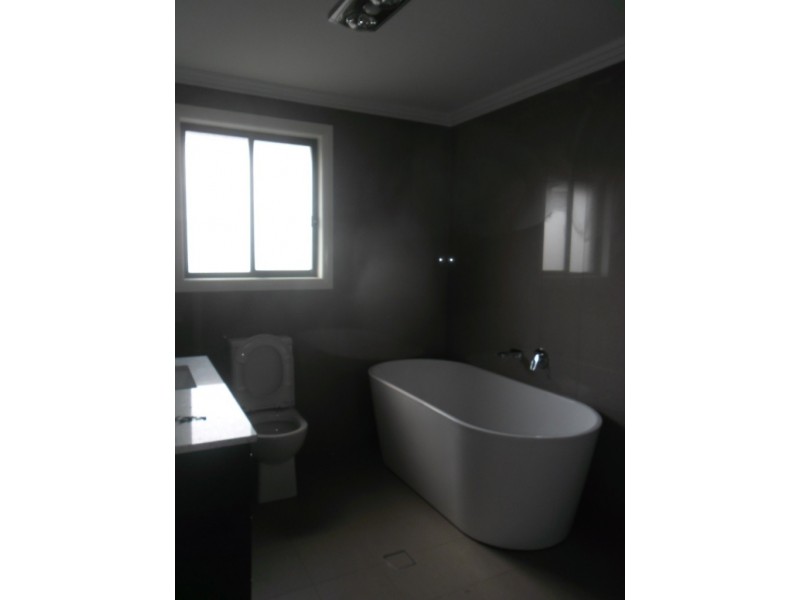 Middleton Grange NSW 2171