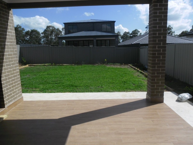 Middleton Grange NSW 2171