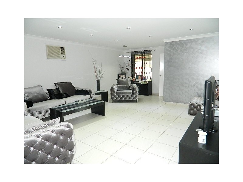 Bossley Park NSW 2176