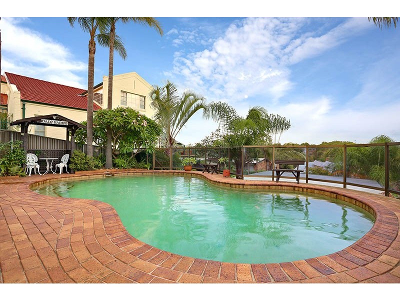 Picnic Point NSW 2213