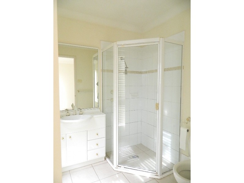 Fairfield East NSW 2165