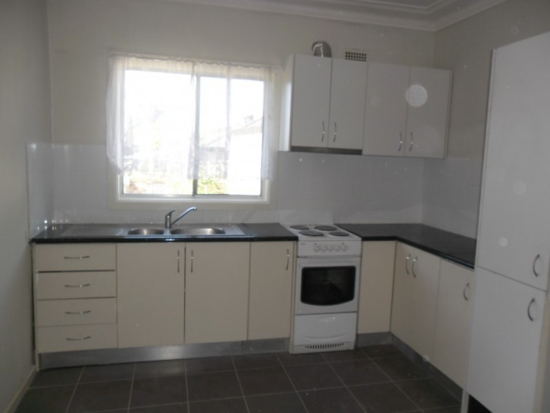 1/85 KING ROAD, Fairfield West NSW 2165