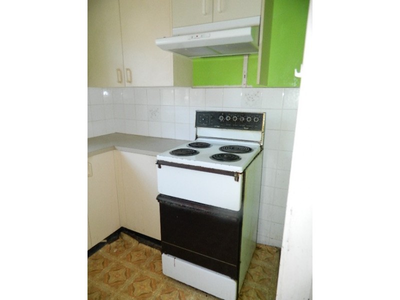 42 NORTH ST, Fairfield NSW 2165