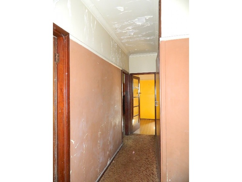 42 NORTH ST, Fairfield NSW 2165