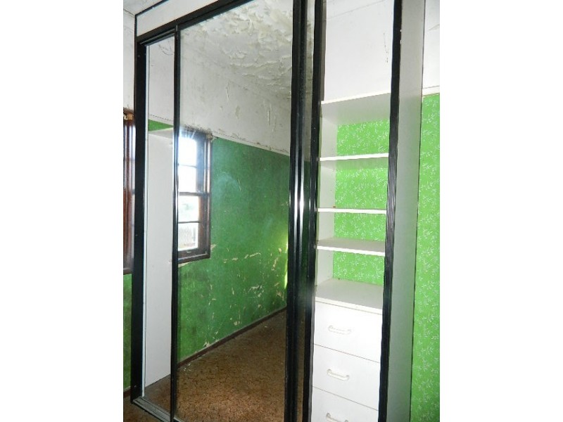 42 NORTH ST, Fairfield NSW 2165