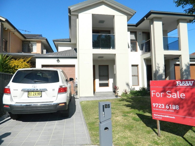57 LIGAR ST, Fairfield Heights NSW 2165