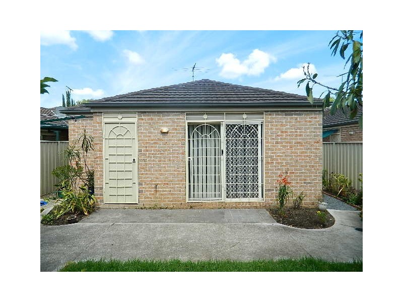 Fairfield East NSW 2165