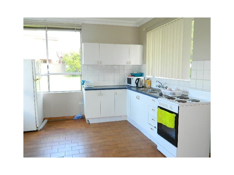 Fairfield NSW 2165
