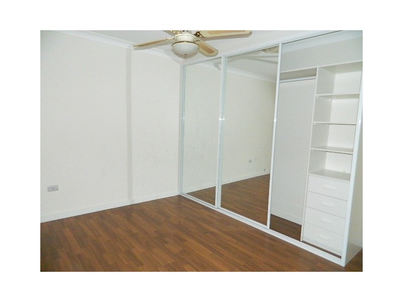 Fairfield West NSW 2165