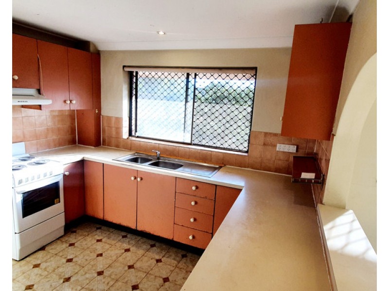 6/118 wattle Ave, Carramar NSW 2163