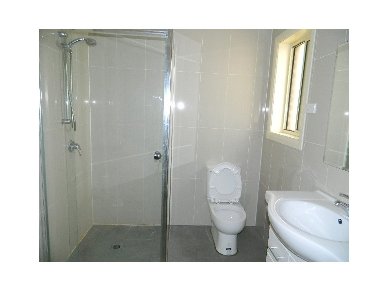 Fairfield West NSW 2165