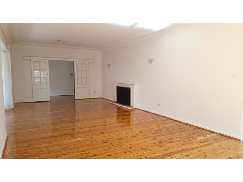 25 Lancaster Avenue, St Ives NSW 2075