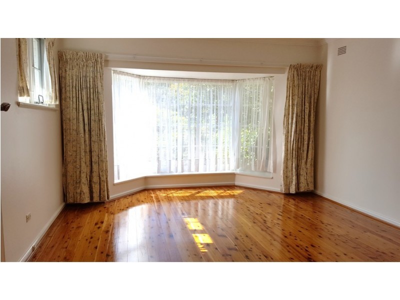 25 Lancaster Avenue, St Ives NSW 2075