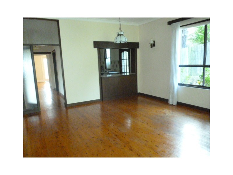 11 McLean Avenue, Chatswood NSW 2067