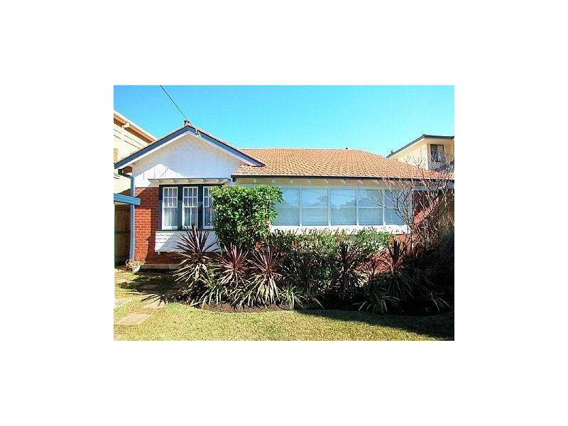 24 Chatswood Avenue, Chatswood NSW 2067