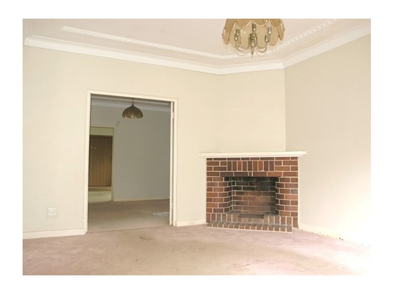 18 King Edward, Roseville NSW 2069