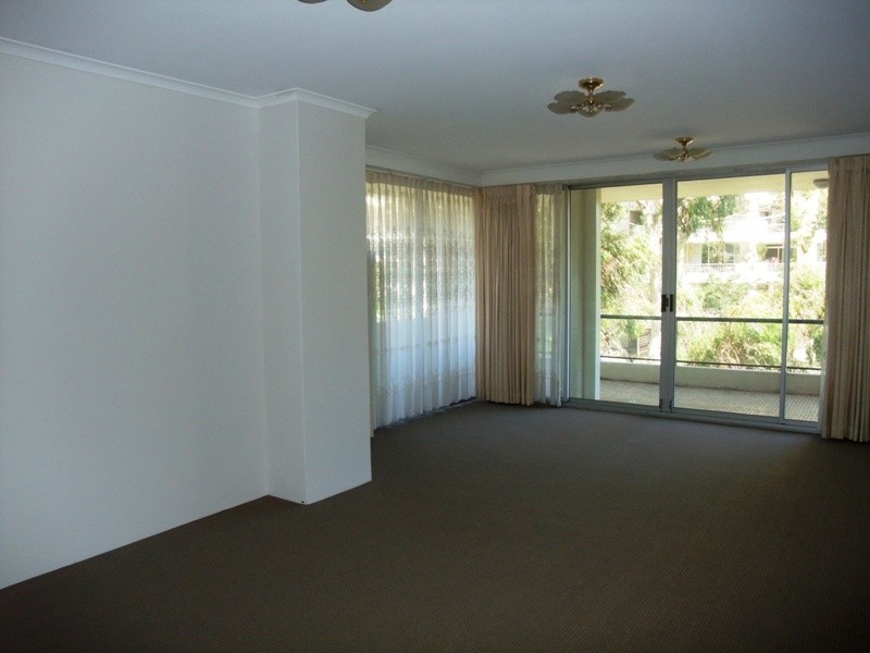 35/2 PARKSIDE LANE, Chatswood NSW 2067