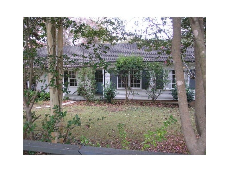 28 Lawson Parade, St Ives NSW 2075