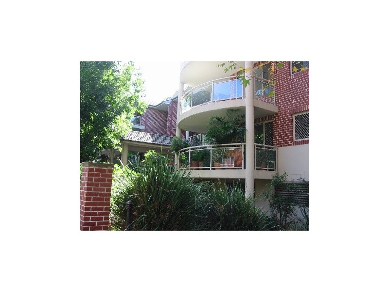 10/99  HAMPDEN ROAD, Artarmon NSW 2064