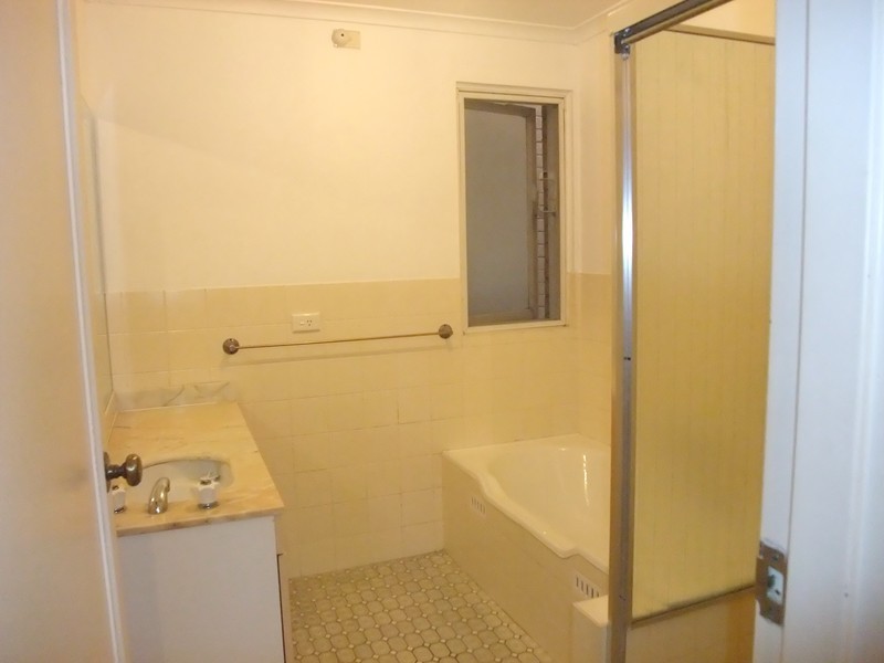 2/10 Victoria Street, Roseville NSW 2069