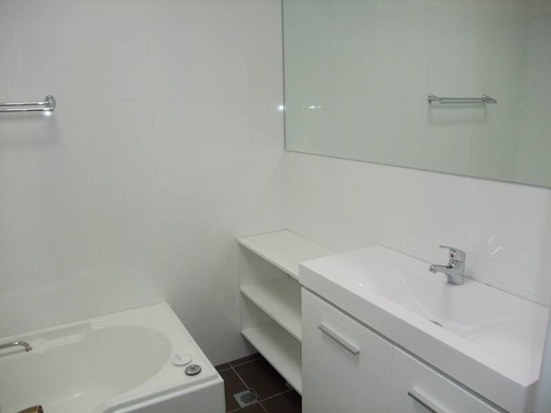 5/19 BIRDWOOD AVENUE, Lane Cove NSW 2066