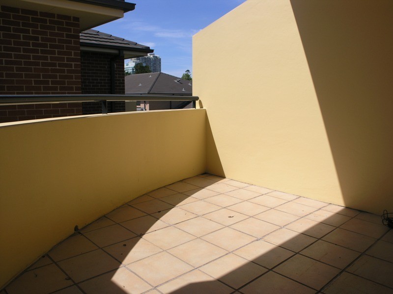 42/9-11 Nelson Street, Chatswood NSW 2067