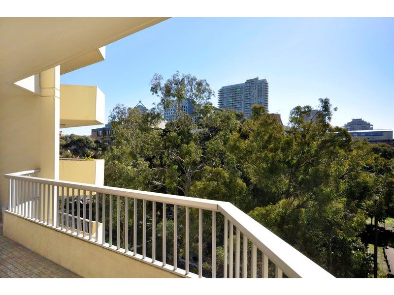 27/25-31 Johnson Street, Chatswood NSW 2067