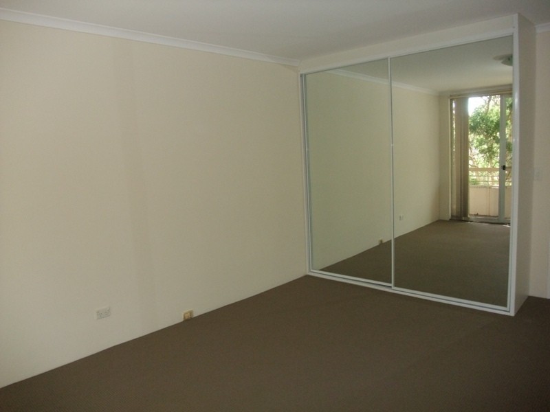 19/4-6  Lynvale Close, Lane Cove NSW 2066