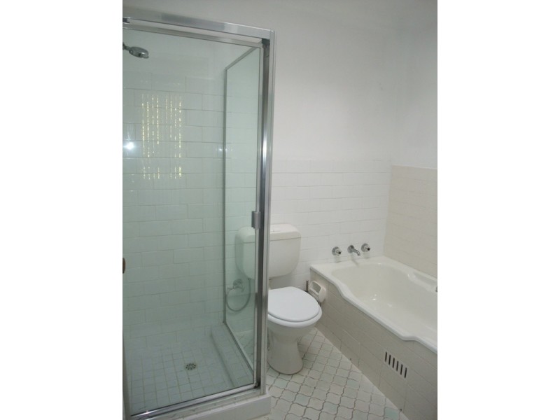 1/19 BIRDWOOD AVENUE, Lane Cove NSW 2066