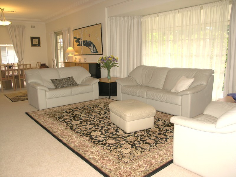 25 Lancaster Avenue, St Ives NSW 2075