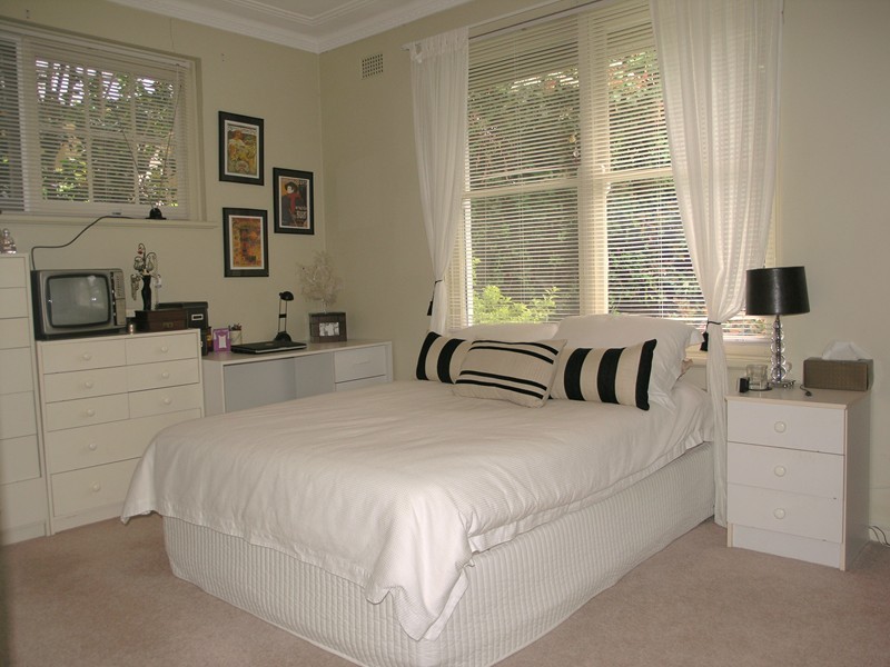 25 Lancaster Avenue, St Ives NSW 2075