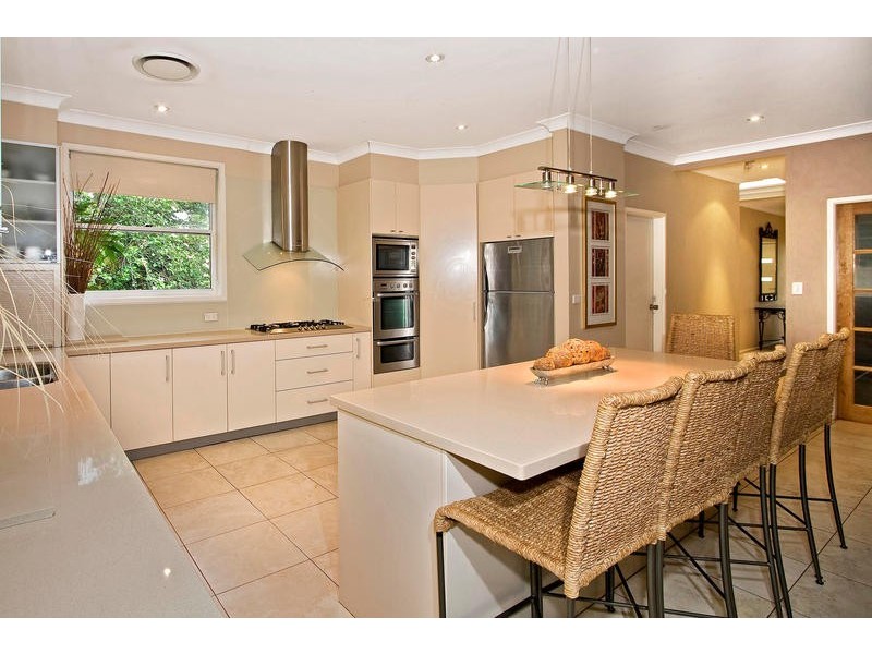 5 Fairview Avenue, St Ives NSW 2075