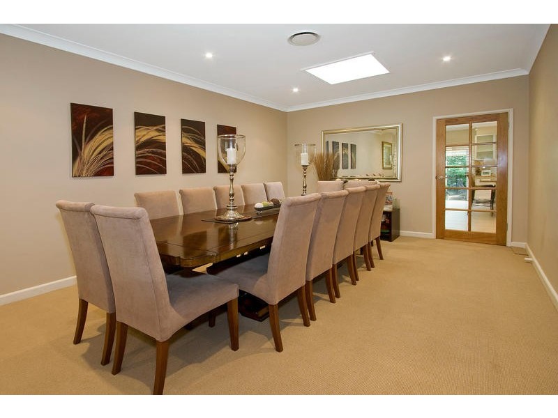 5 Fairview Avenue, St Ives NSW 2075