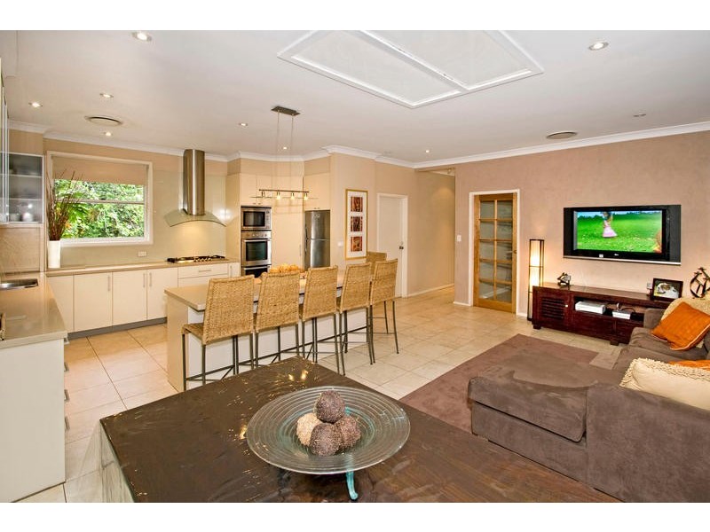 5 Fairview Avenue, St Ives NSW 2075