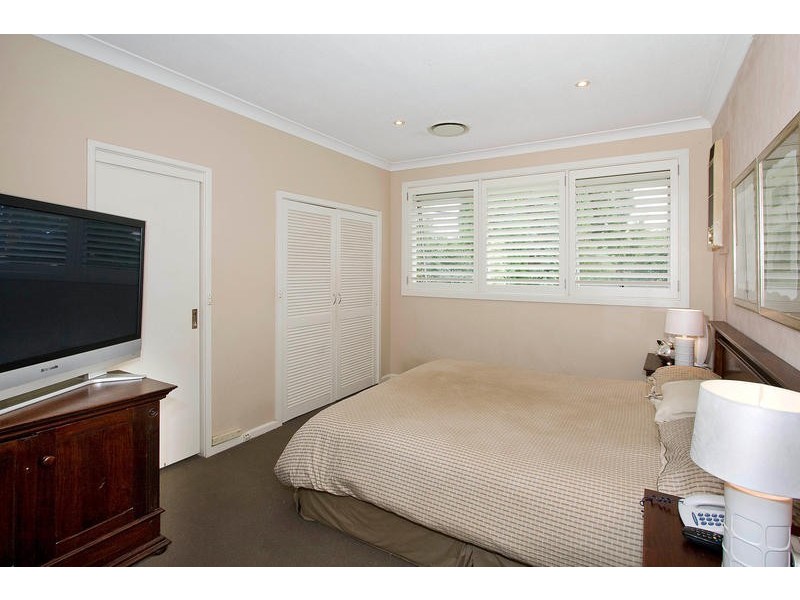 5 Fairview Avenue, St Ives NSW 2075