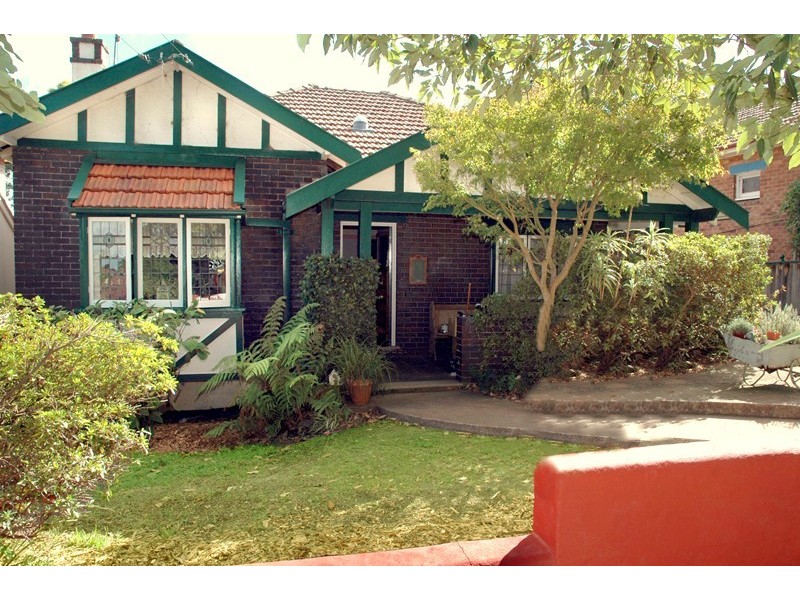 37 Centennial Avenue, Chatswood NSW 2067