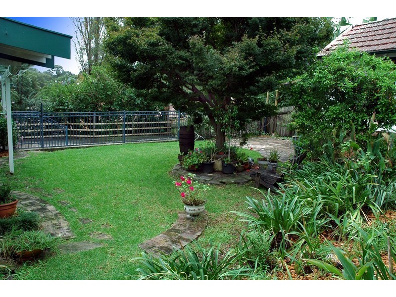 37 Centennial Avenue, Chatswood NSW 2067