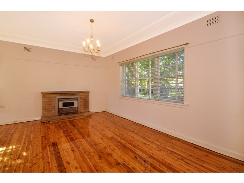 62 Fairlawn Avenue, Turramurra NSW 2074