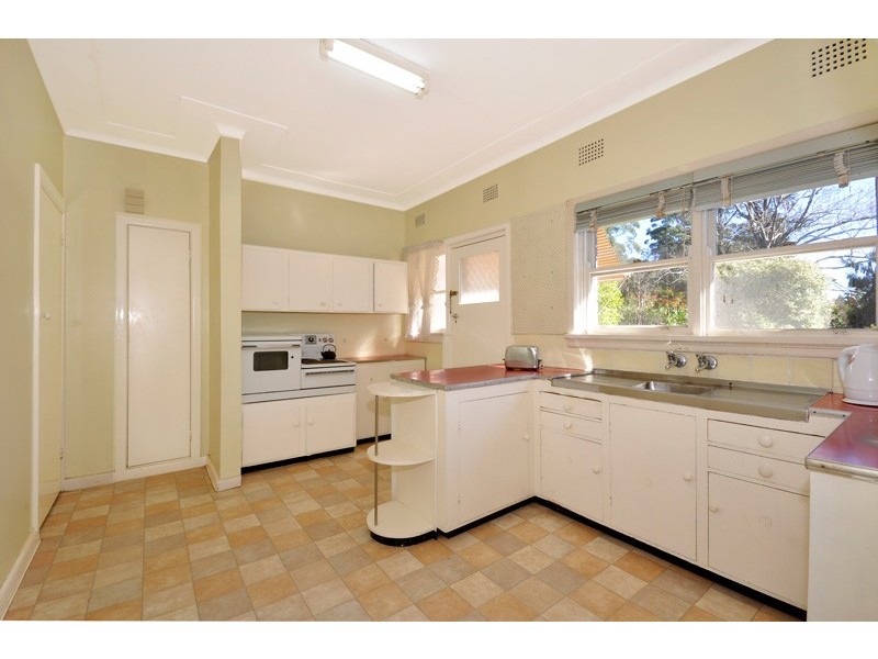 62 Fairlawn Avenue, Turramurra NSW 2074