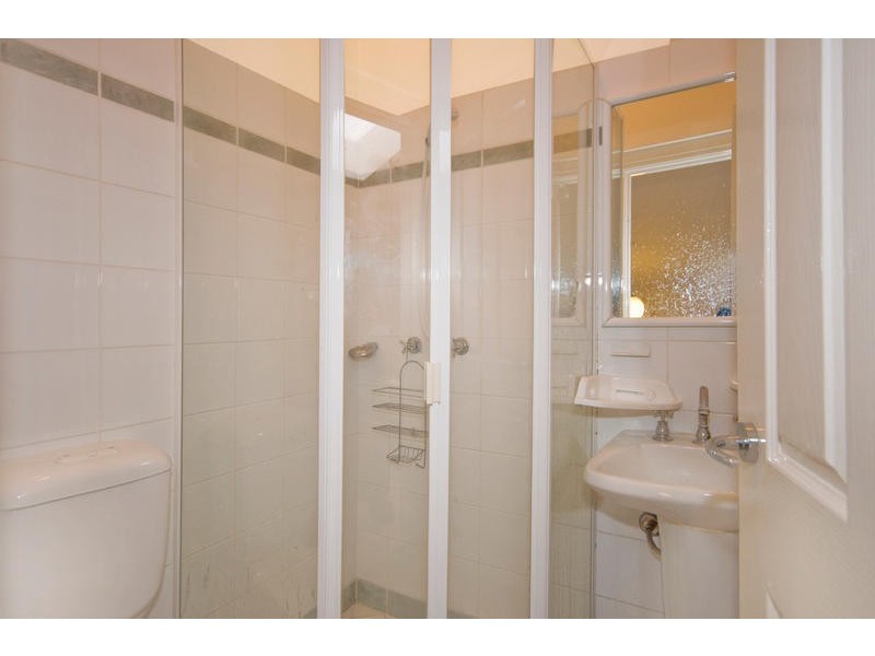 18/5 Help Street, Chatswood NSW 2067