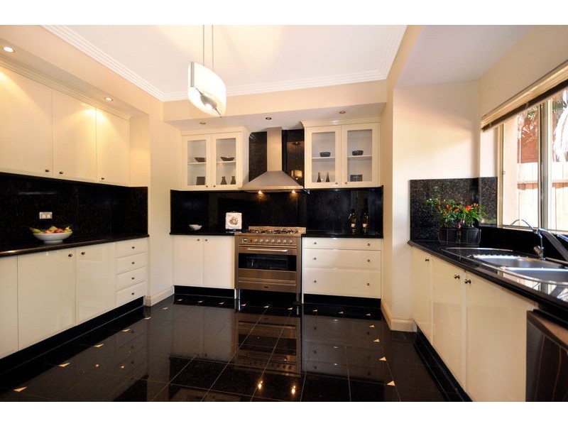 9 Orchard Road, Chatswood NSW 2067