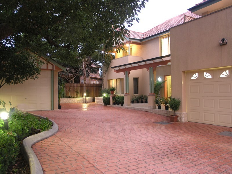 9 Orchard Road, Chatswood NSW 2067